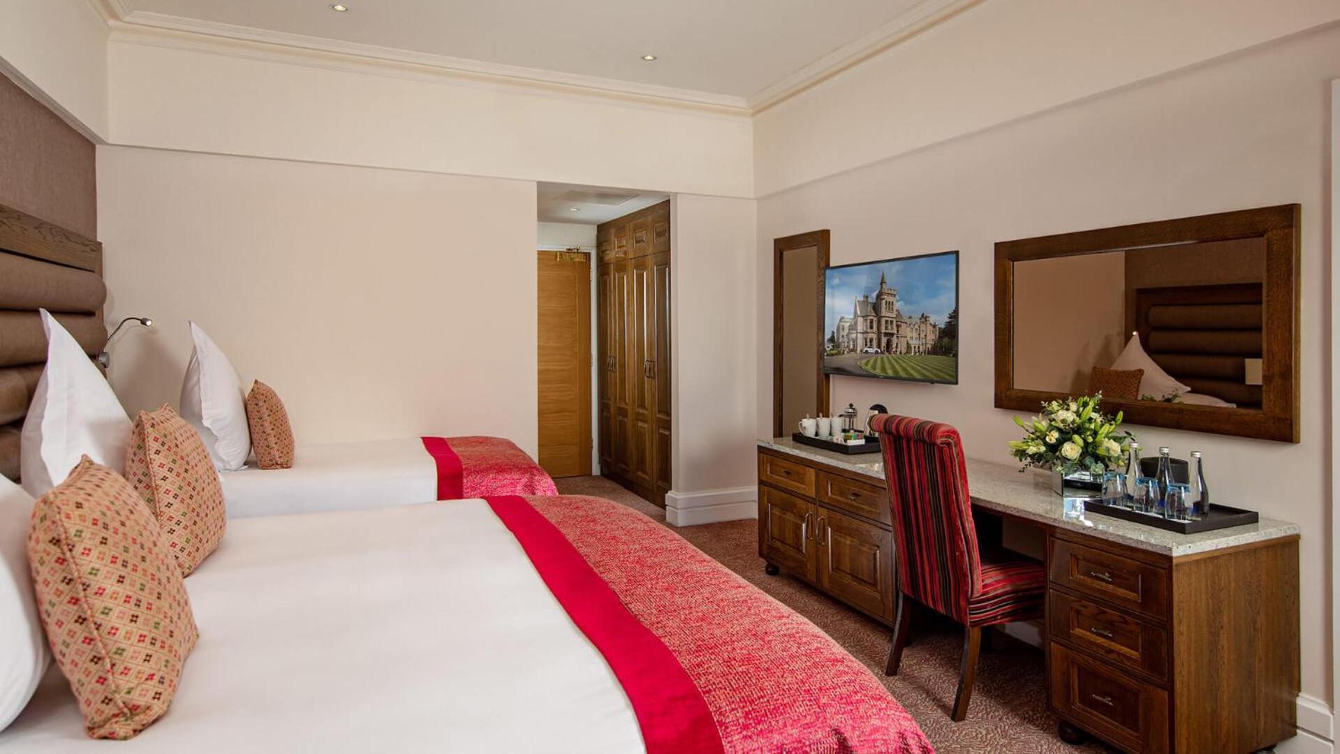 The Culloden Estate And Spa Holywood  Esterno foto A bedroom at the hotel